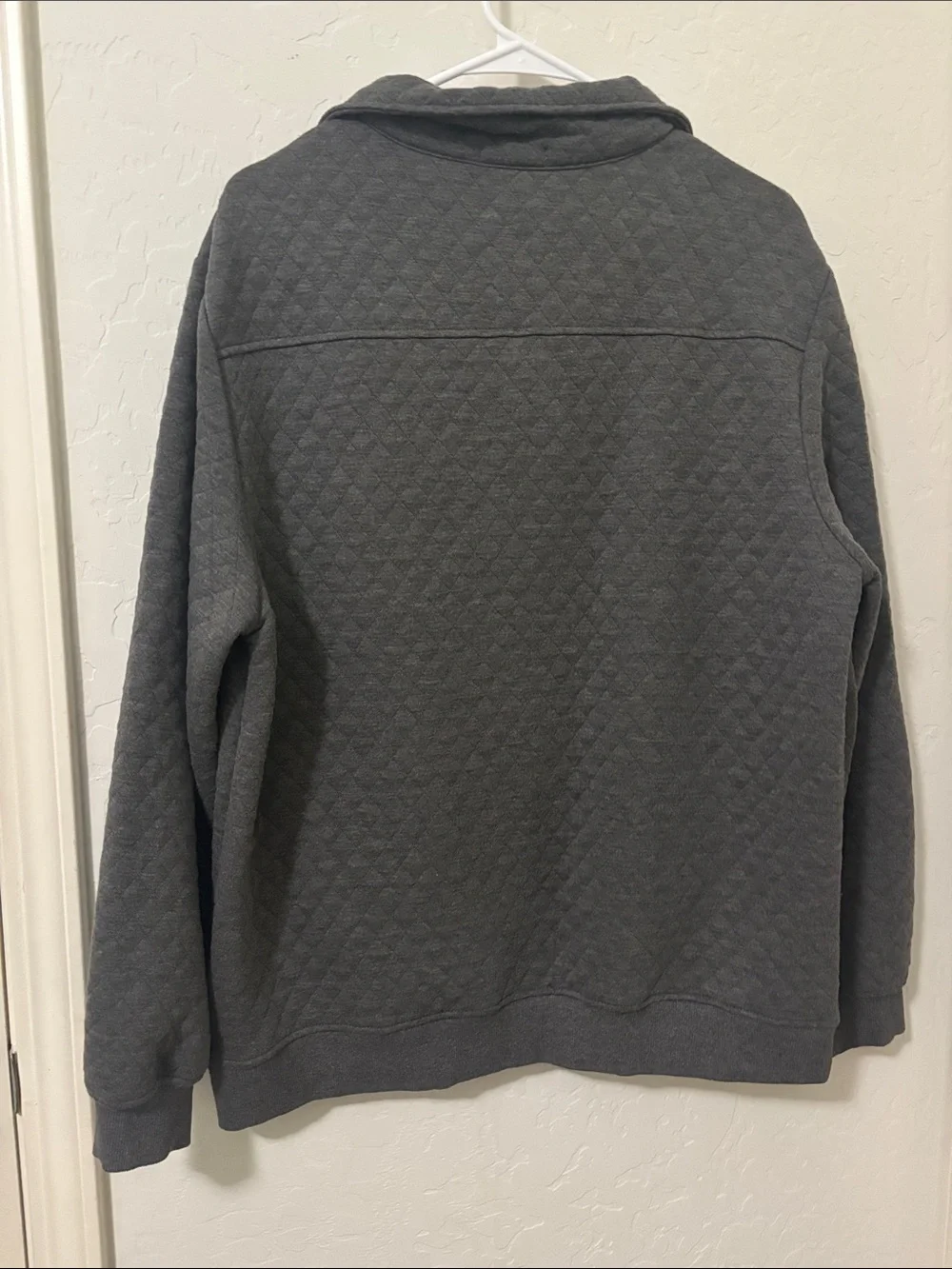 Men's Quilted Quarter-Zip Sweater - Charcoal